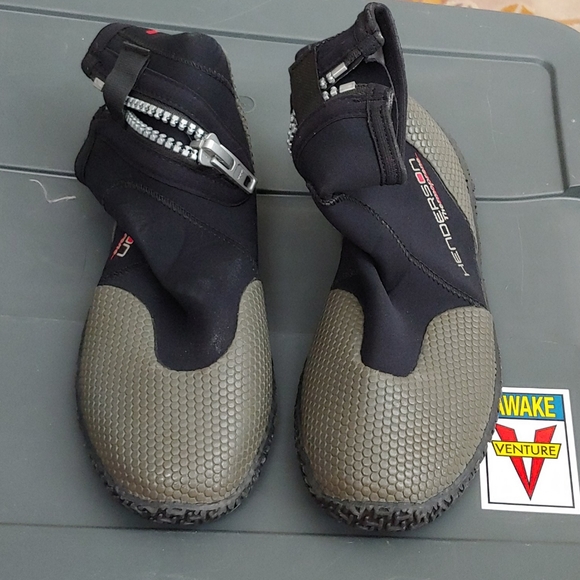✔️Dive boots. Size 9 men's - Picture 1 of 7